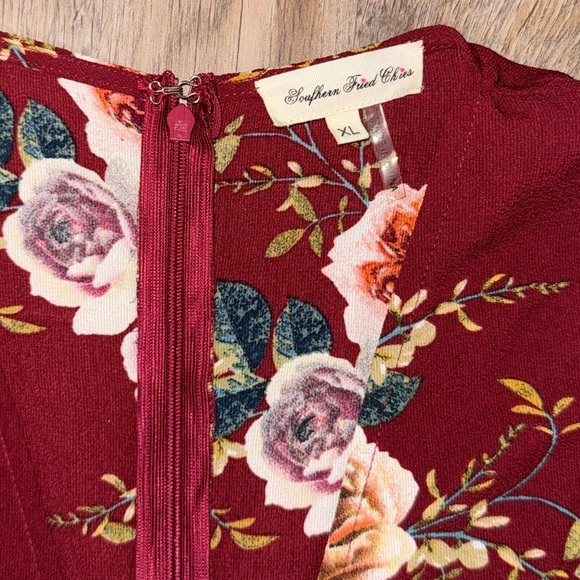 Southern Fried Chics • Floral Duster Romper - Picture 4 of 10